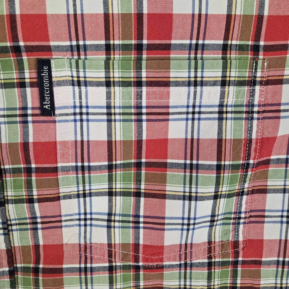Abercrombie & Fitch Mens Button Down Shirt Size M Red Plaid Short Sleeve Preppy - Picture 2 of 7